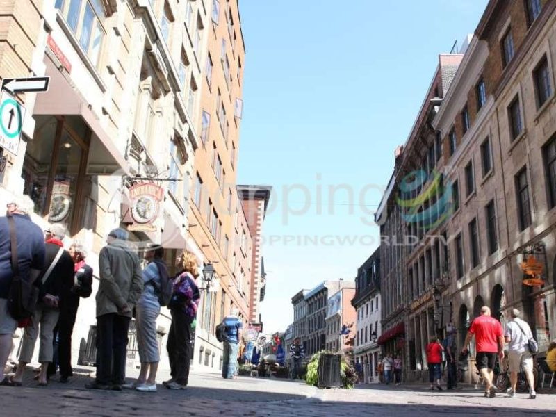 2-hour vip walking tour in Montreal - Tour in  Montreal