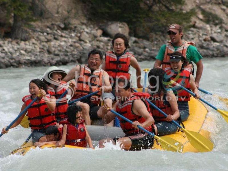 2-hour whitewater rafting in Jasper - Tour in  Jasper