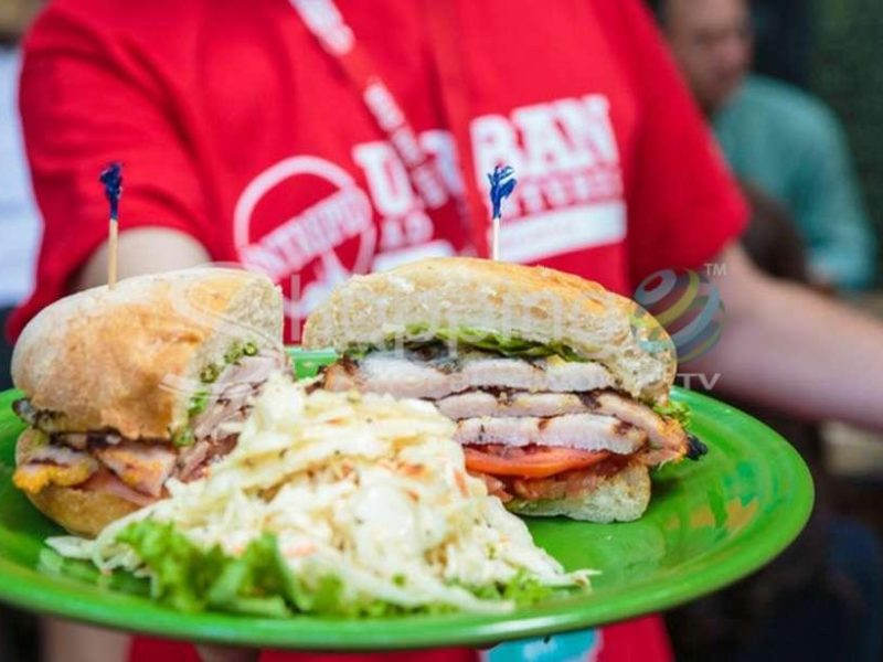 Canadian food discovery at the st lawrence market in Toronto - Tour in  Toronto