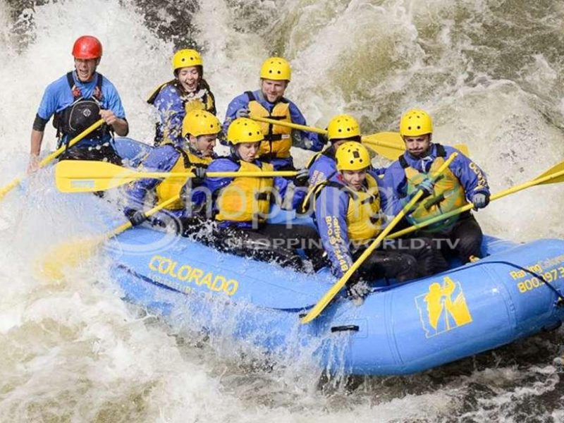Clear creek intermediate whitewater rafting in USA - Tour in Denver