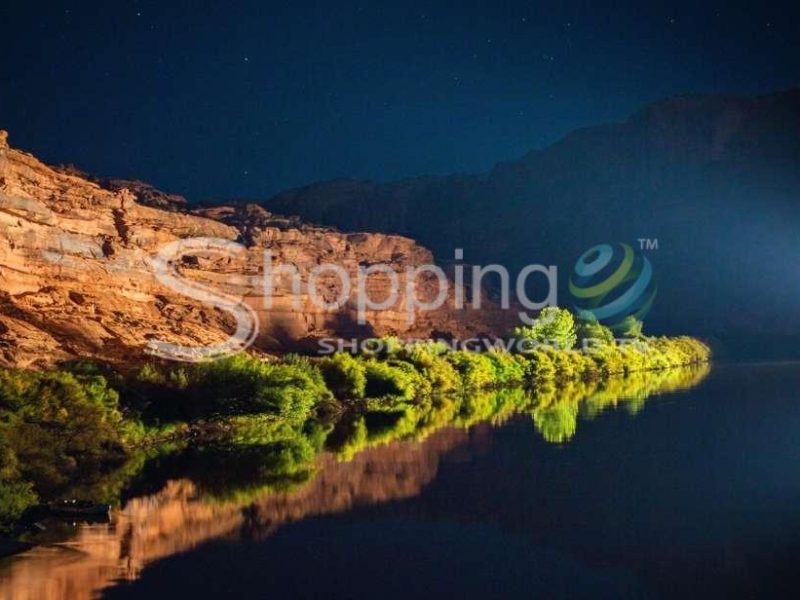 Colorado river dinner cruise with music and light show in Moab - Tour in  Moab