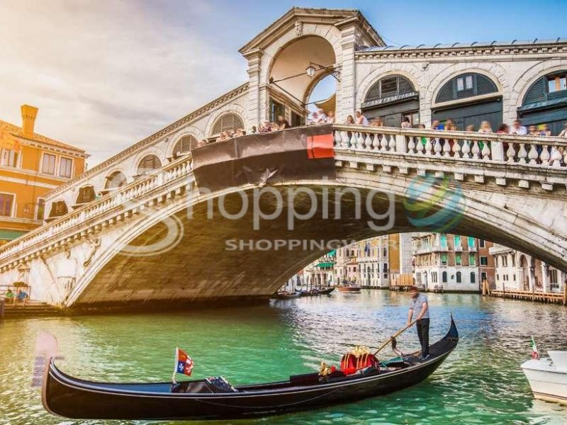 From Lake Garda Full-day Guided Group Tour Of Venice In Venice - Tour in  Venice