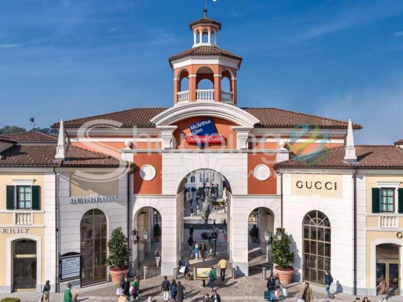 From Milan Serravalle Outlet Return Shuttle Transfer In Milan - Tour in  Milan