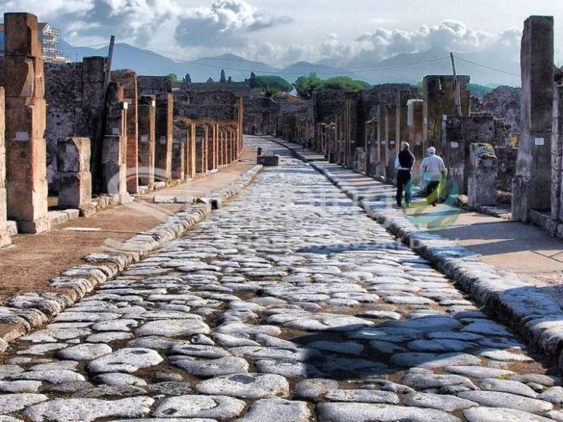 From Naples Pompeii & Amalfi Coast Full-day Trip With Lunch In Naples - Tour in  Naples