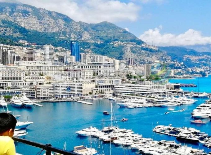 Guided hidden gems tour in Monaco - Tour in Monaco from Shopping World TV