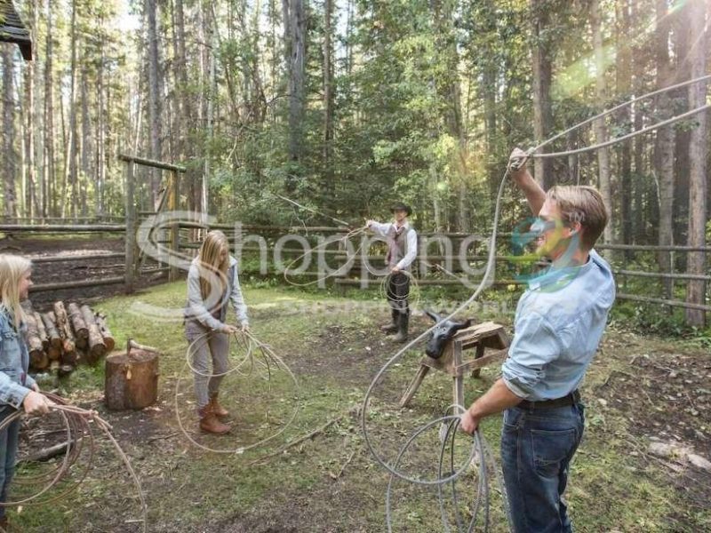 Horseback ride with cowboy cookout bbq lunch in Banff - Tour in  Banff