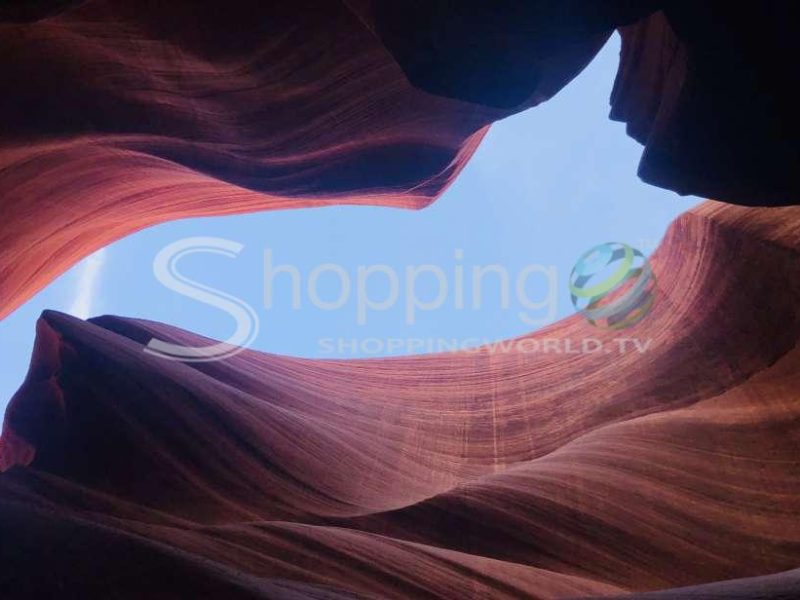 Lower antelope canyon tour with trained navajo guide in USA - Tour in Page