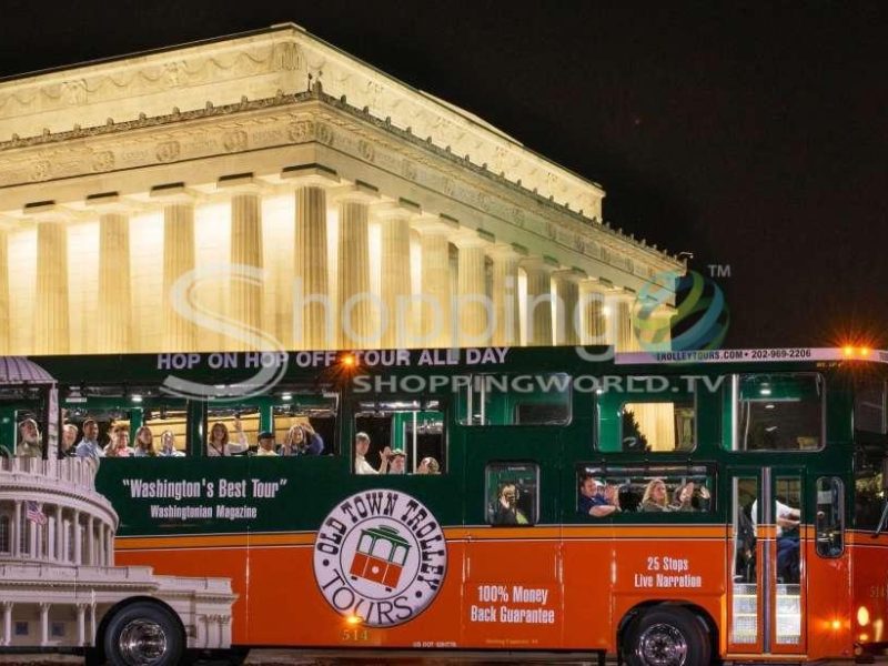 Monuments by moonlight nighttime trolley tour in USA - Tour in Washington DC