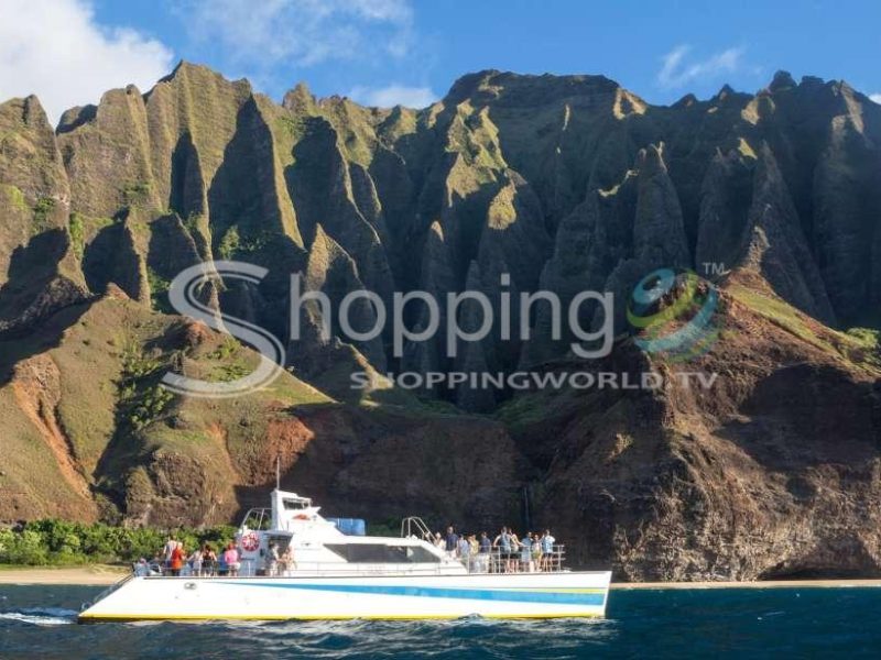 Napali sunset dinner cruise in USA - Tour in Hawaii