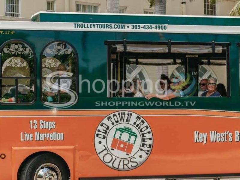 Old town trolley 12 stop hop on hop off tour in Key West - Tour in  Key West