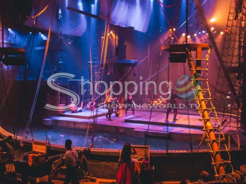 Pirates adventure dinner show with drinks in Orlando - Tour in  Orlando