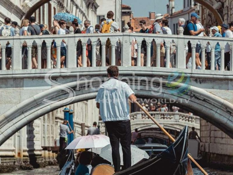 Private Bridge Of Sighs Gondola Ride In Venice - Tour in  Venice