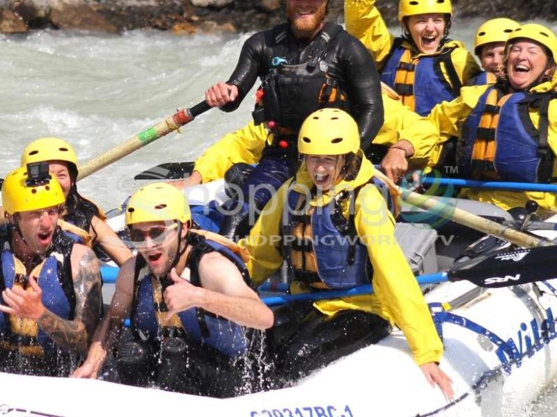 Rafting trip with bbq in Banff - Tour in  Banff