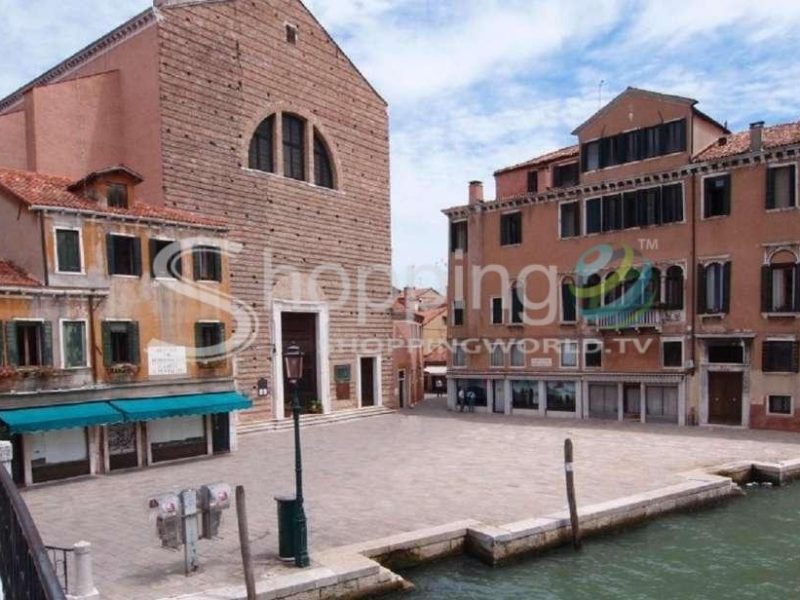 Sightseeing Tour With A Local Guide In Venice - Tour in  Venice