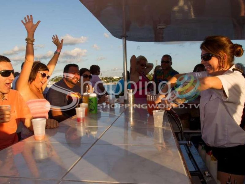 Sunset cruise with buffet dinner and open bar in Key West - Tour in  Key West