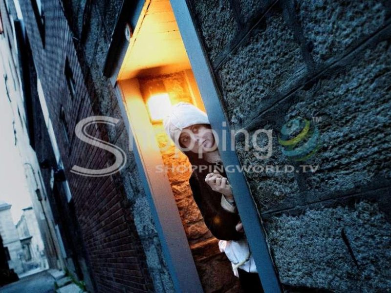 Traditional ghost walk of the haunted city in Montreal - Tour in  Montreal