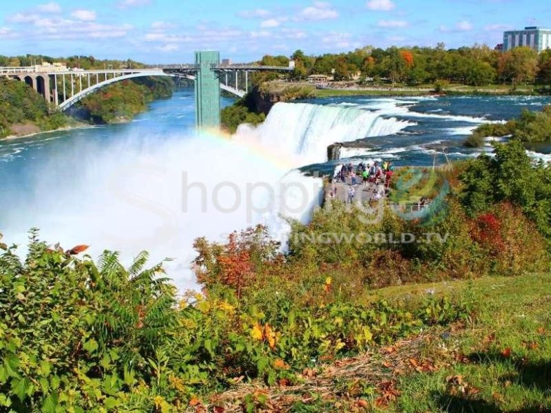 Us & canada full-day tour & lunch in Canada - Tour in Ontario
