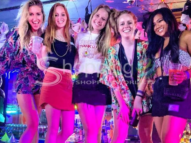 Vip bar and club crawl tour with free shots in New Orleans - Tour in  New Orleans