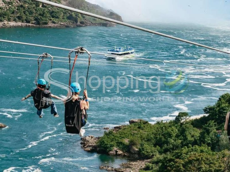 Zipline to the falls in Ontario - Tour in  Ontario